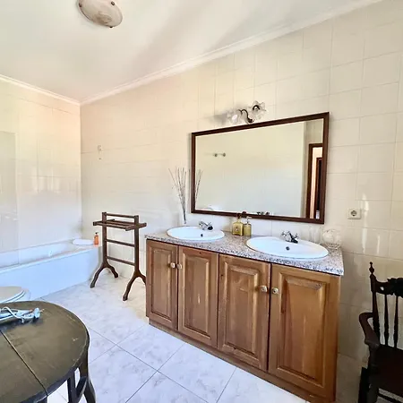 Quinta Do Casarao By Vinteoito - Com Piscina