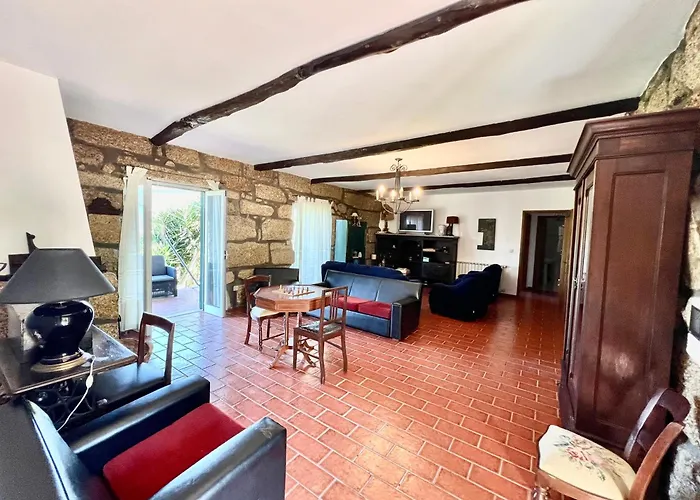 Quinta Do Casarao By Vinteoito - Com Piscina Lantställe