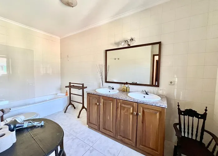 Quinta Do Casarao By Vinteoito - Com Piscina